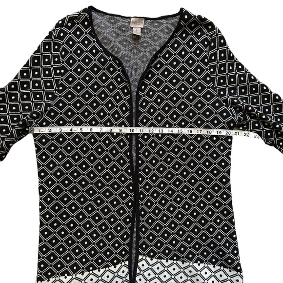 Easywear By Chico's Open Front Cardigan with Geometric Pattern in Black & White - Picture 7 of 11